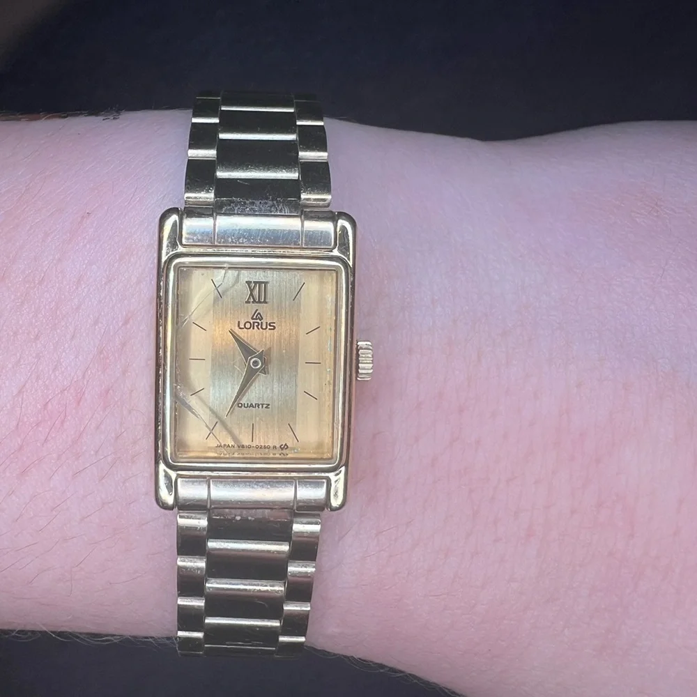 Lorus vintage v810